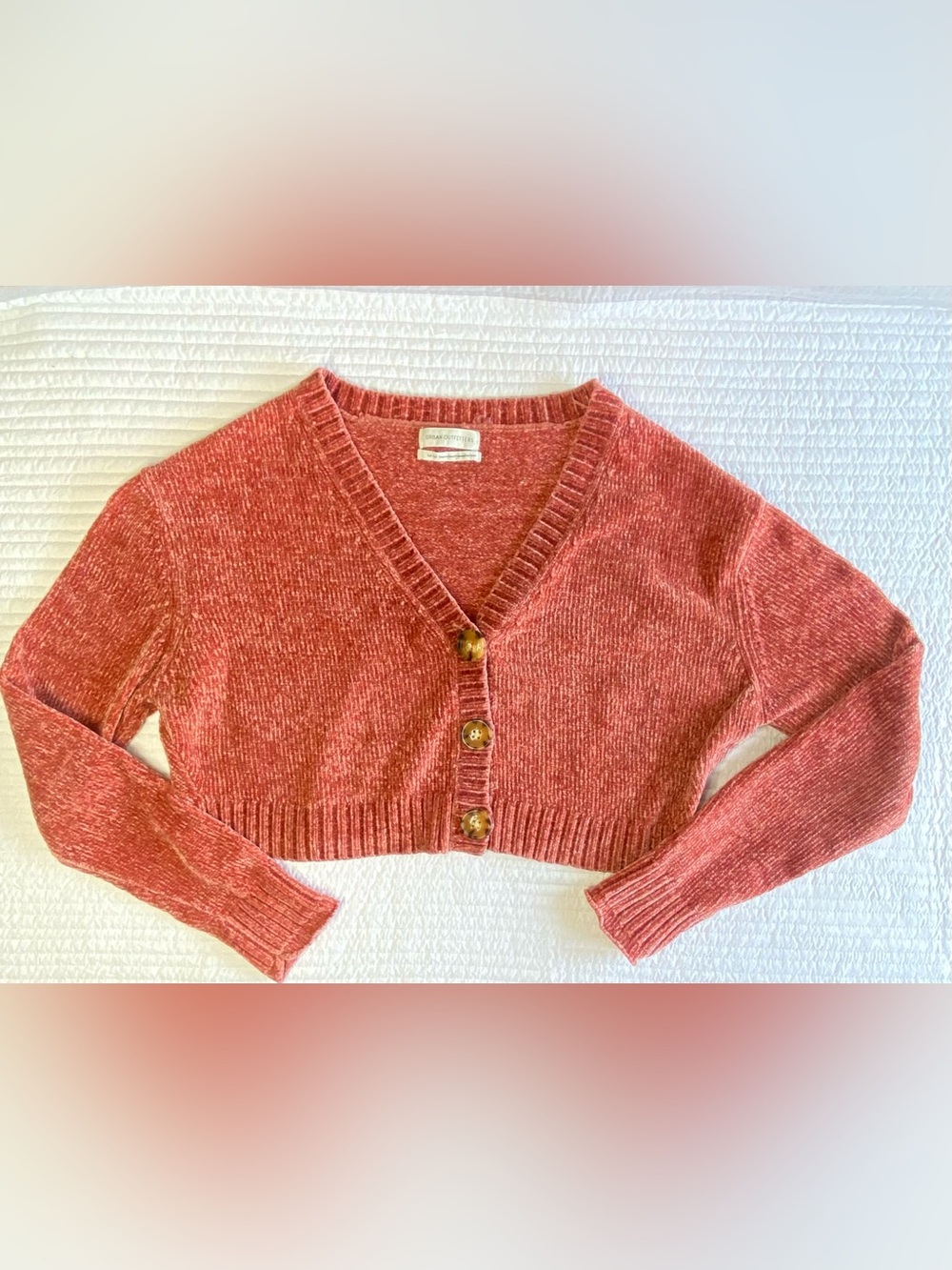 Urban Outfitters Cropped V‑Neck Cardigan Sweater - Coral Pink